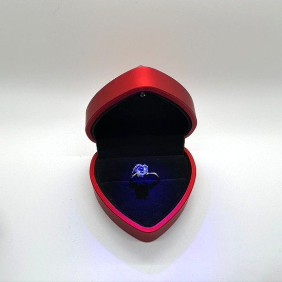 Beautiful Heart Shape Natural Blue Topaz and Diamond Ring Size 8.25 - Picture 15 of 15